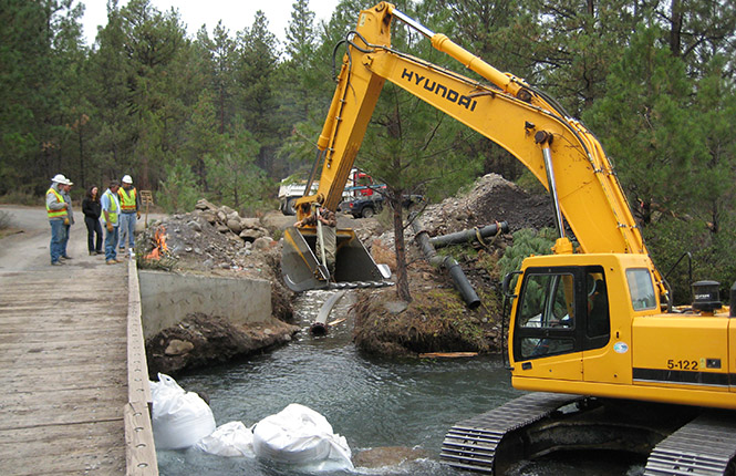 Restoring flows in Whychus Creek and providing, pressurized, fish friendly water for farmers. Photo credit: Mathias Perle, Upper Deschutes Watershed Council